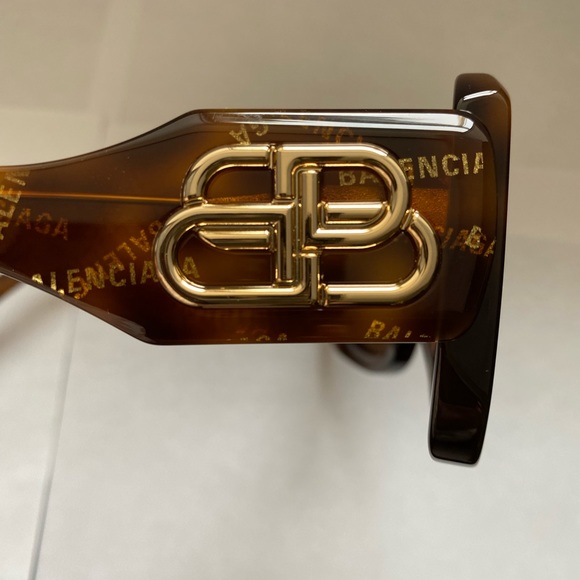 Balenciaga Havana Sqyare sunglasses - Picture 8 of 16